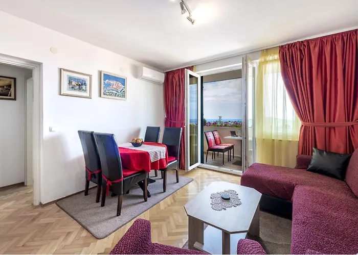 Blue Harmony Sea View Apartment