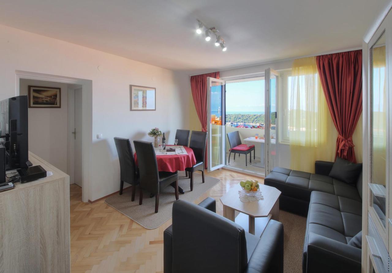 Blue Harmony Sea View Apartman *